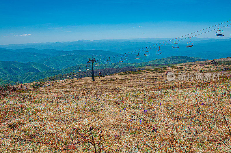 BabinBabin zub是塞尔维亚东南部Stara Planina山脉的一座山峰